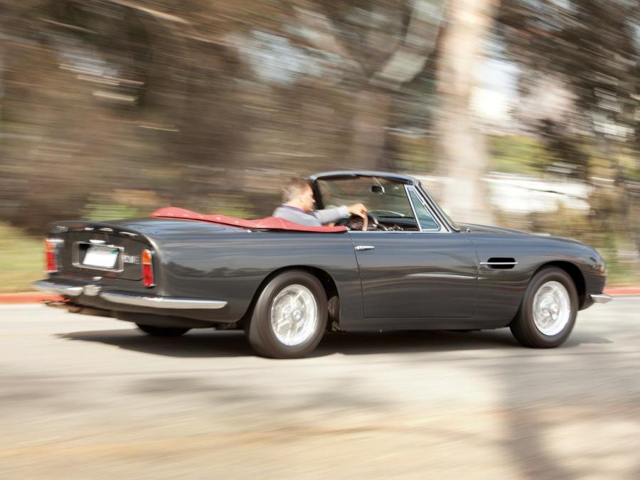  Aston Martin DB6 Volante (3635/R) 1967 года  (фото 3 из 32)